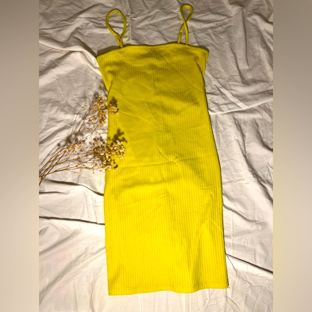 lemon yellow dress